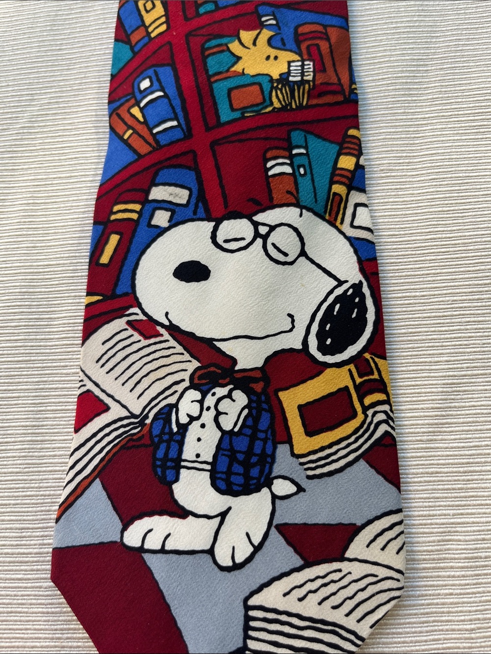 Peanuts Snoopy Joe Preppy Reading Library Tie books in Red, Blue, Yellow, White - Picture 2 of 7